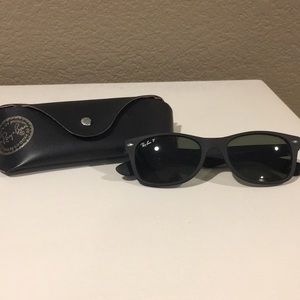 Black New Wayfarer Ray-Bans